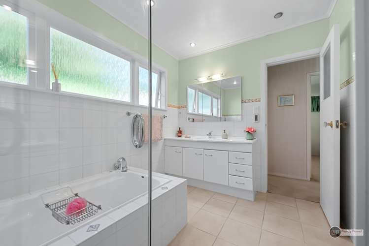 33 James Grove Stokes Valley_18