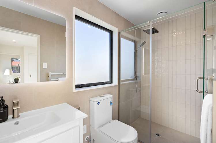 1/5 La Perouse Street Botany Downs_2