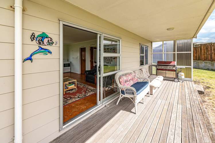 15 Nukumaru Parade_3