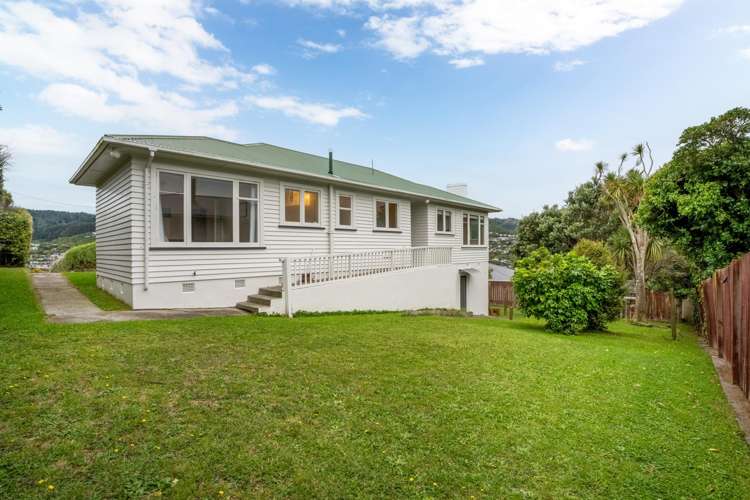 30 Tawa Terrace Tawa_18