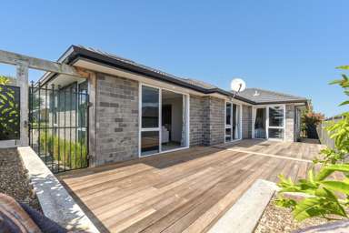 8 Te Ranga Memorial Drive_3