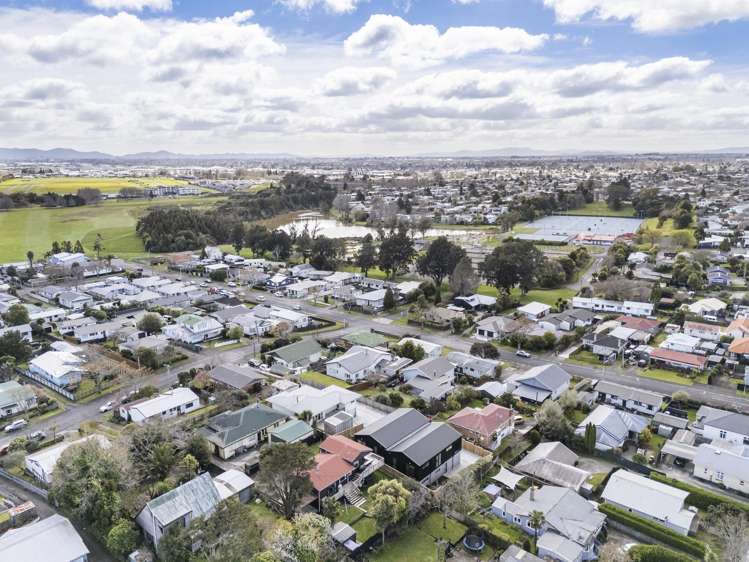 7a Huia Avenue Forest Lake_21