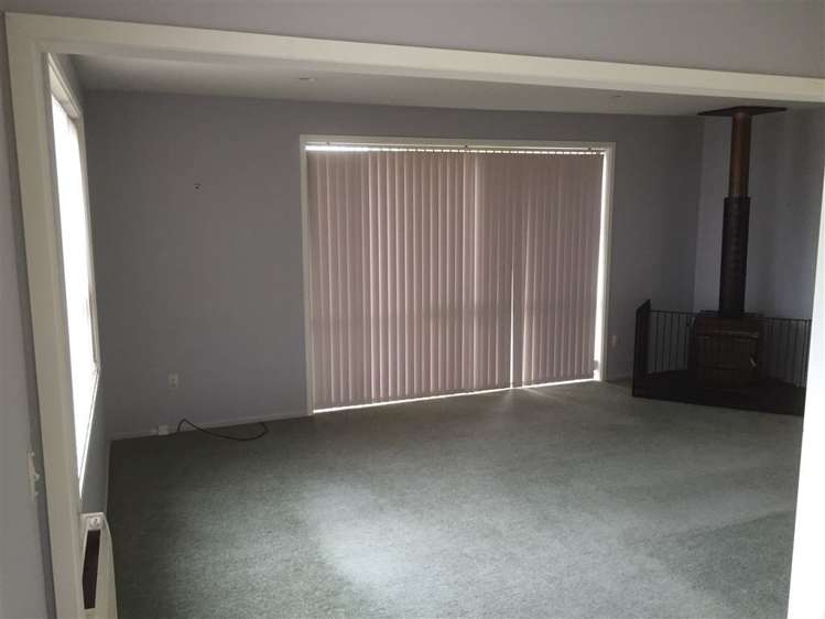 5 Seadown Crescent Amberley_6