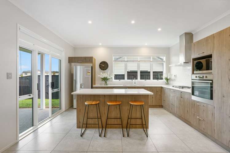 15 Turua Rise Karaka_3