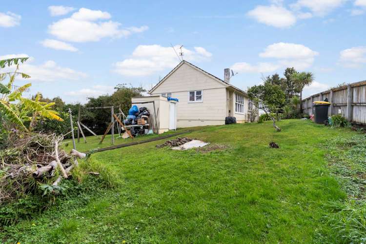 18 Castaing Crescent Te Atatu South_4