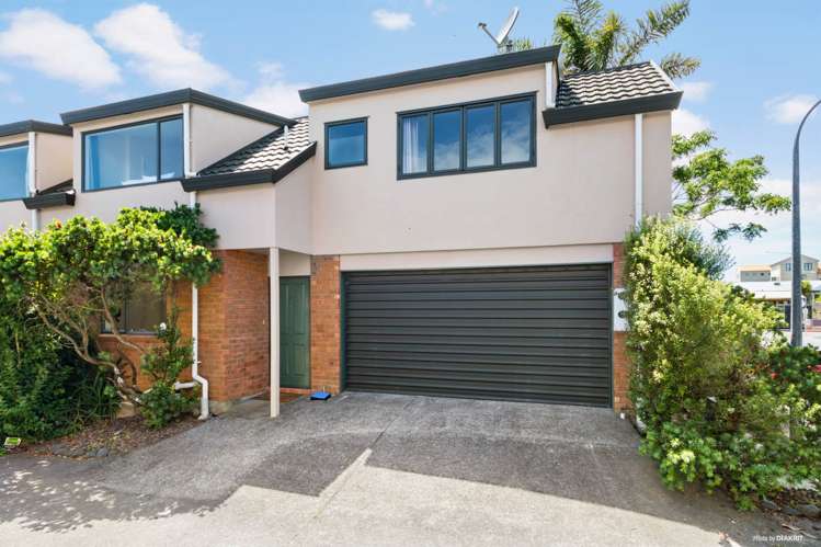 18/1 Melview Place_5