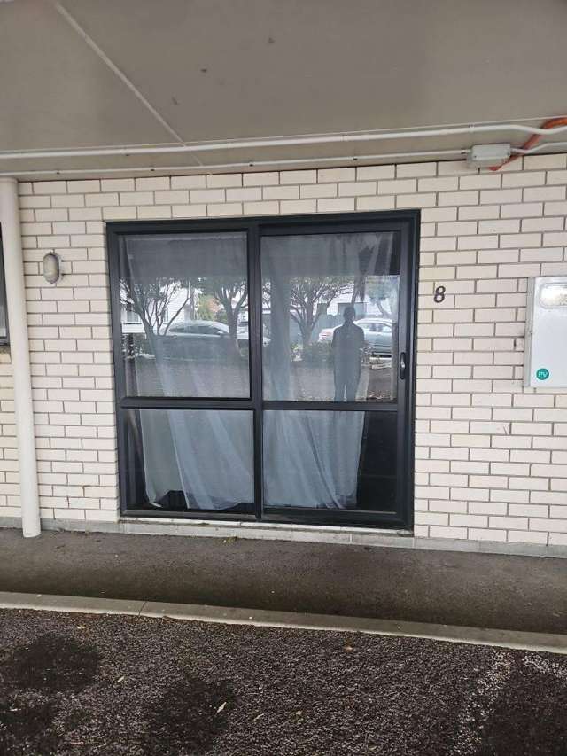 8/22 Mt Edgcumbe Street, Othello House New Plymouth_1