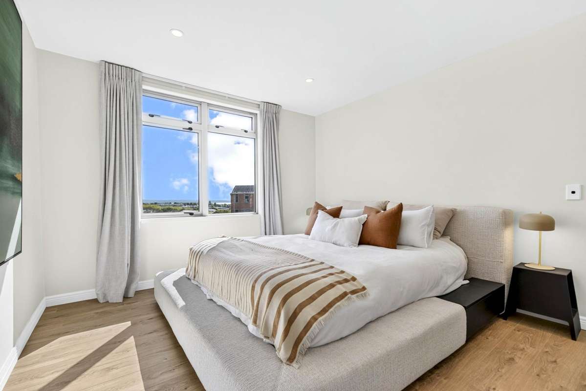 2a/2 Dickens Street_4