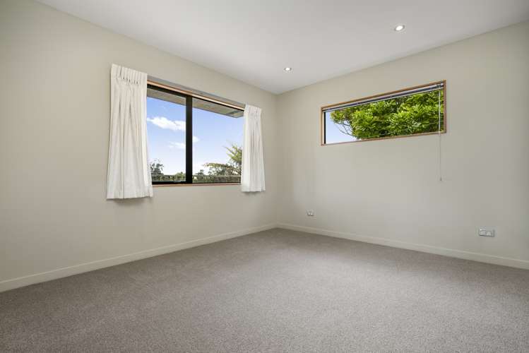 90a Tiroroa Avenue Te Atatu South_16