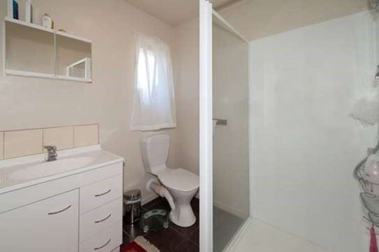 10 Woodham Courts Linwood_9