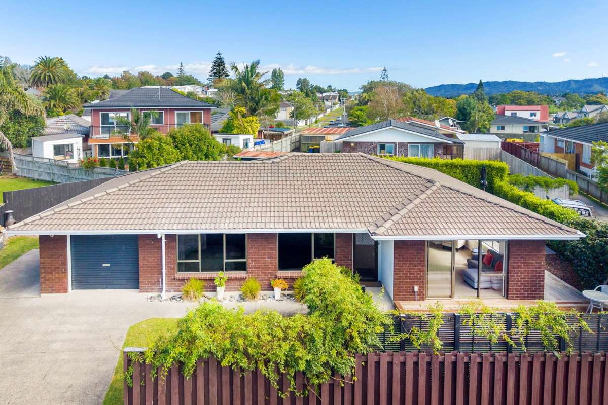 2/38 Miltonia Avenue_0