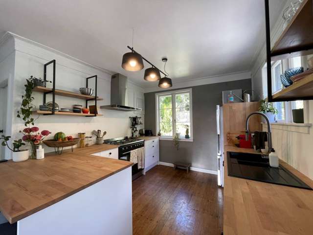 85 Leigh Road Leigh_4