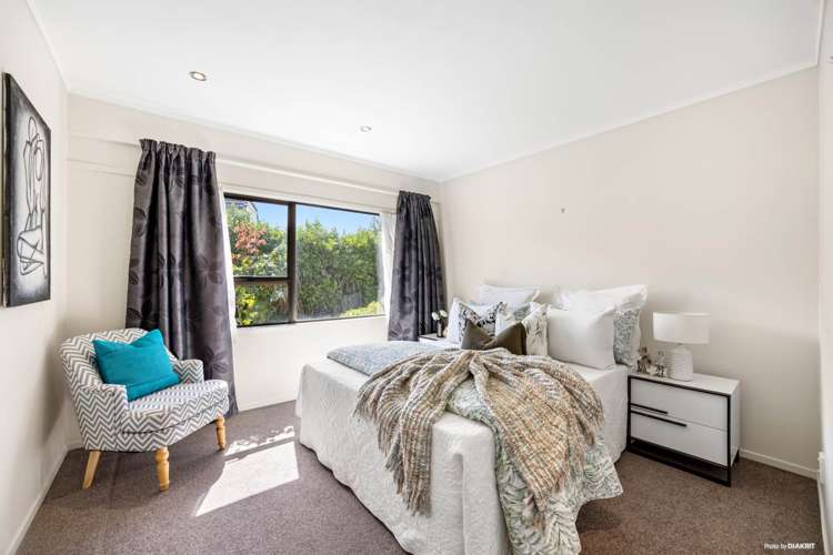 2/18 Kauri Glen Road Northcote_7