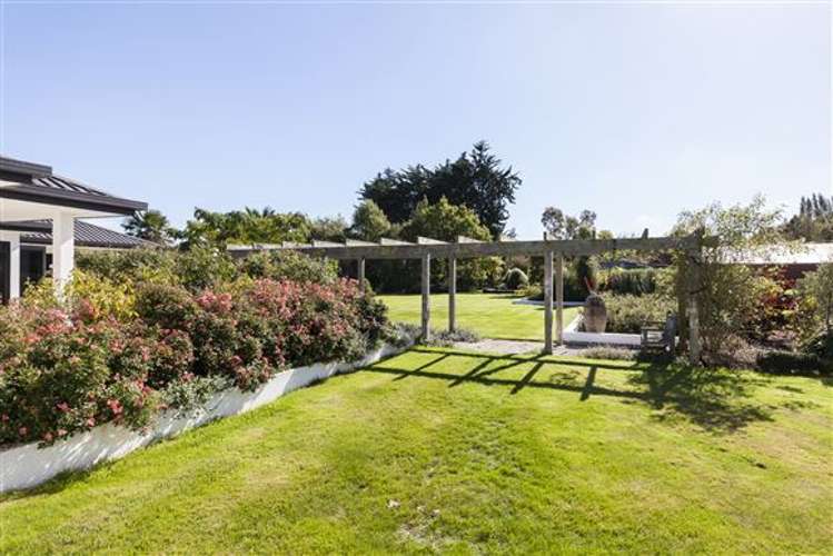 739 Hills Road Marshland_38