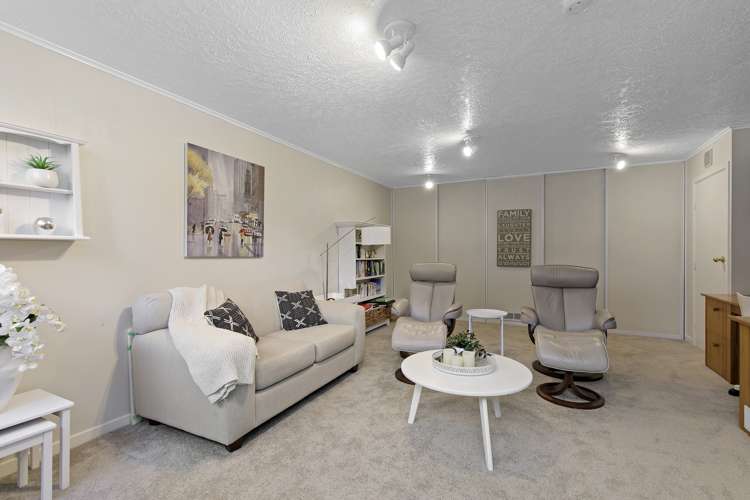 4 Harewood Grove Pinehaven_9