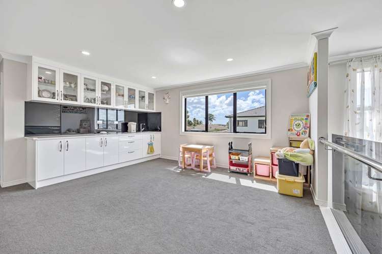 46 Donegal Park Drive Flat Bush_10