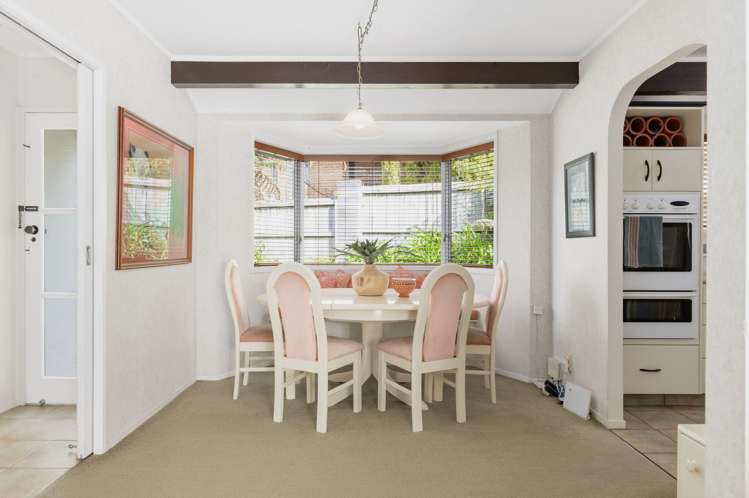 37 Amanda Avenue Dinsdale_6