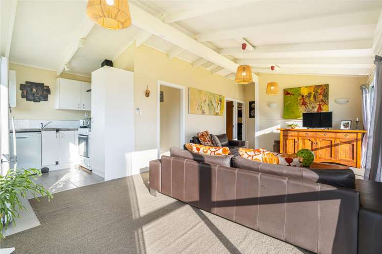 20 Constable Road Muriwai_10