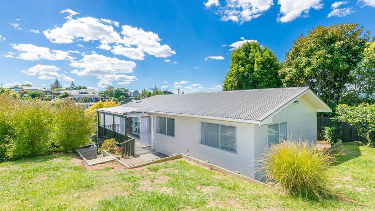 97 Aberdeen Drive Dinsdale_18