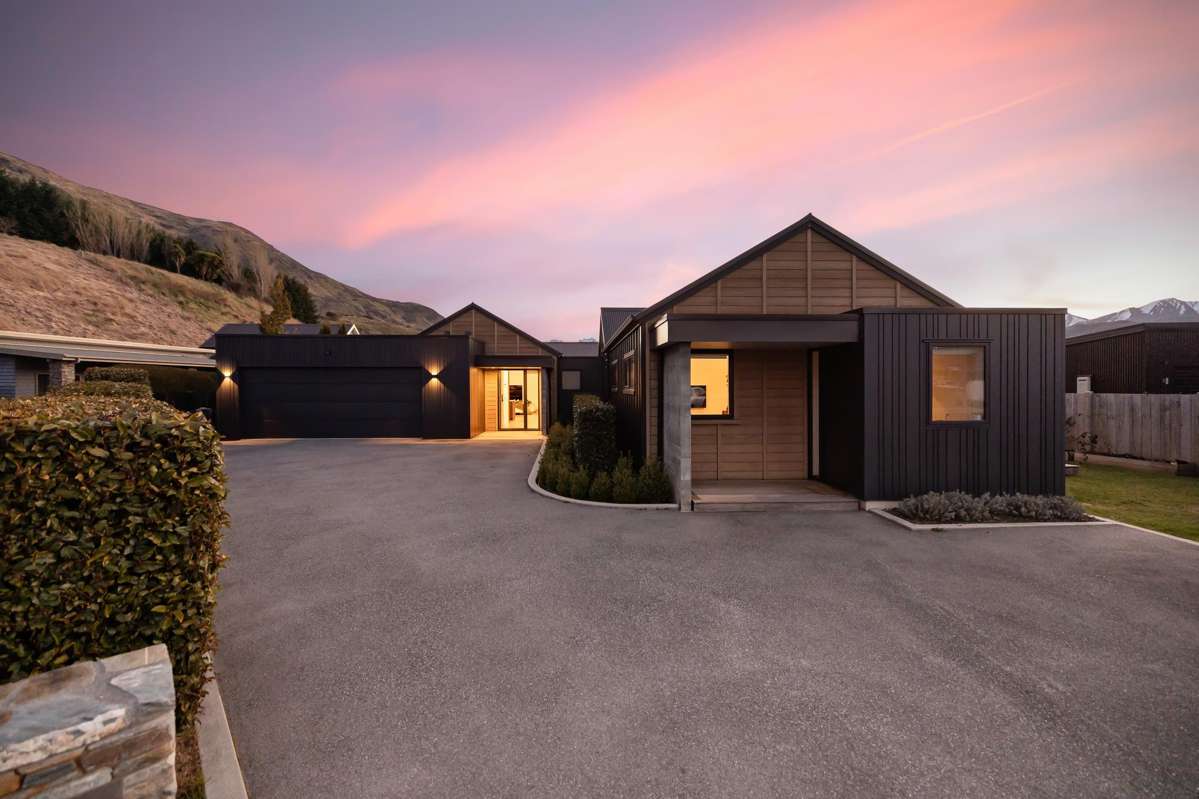 4 and 4A Marsden Place_0