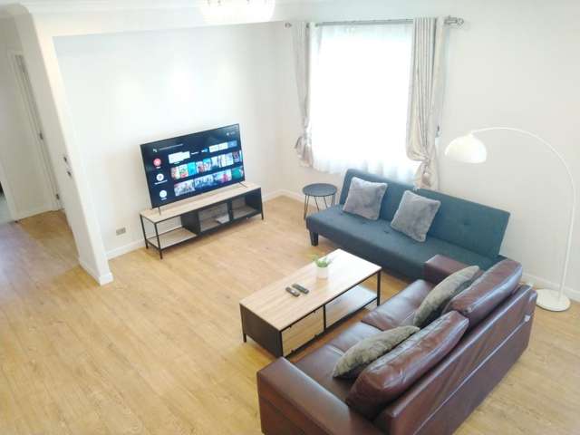 8 Beltany Drive Flat Bush_1