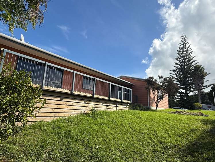 26 Manukau Road Raglan_29