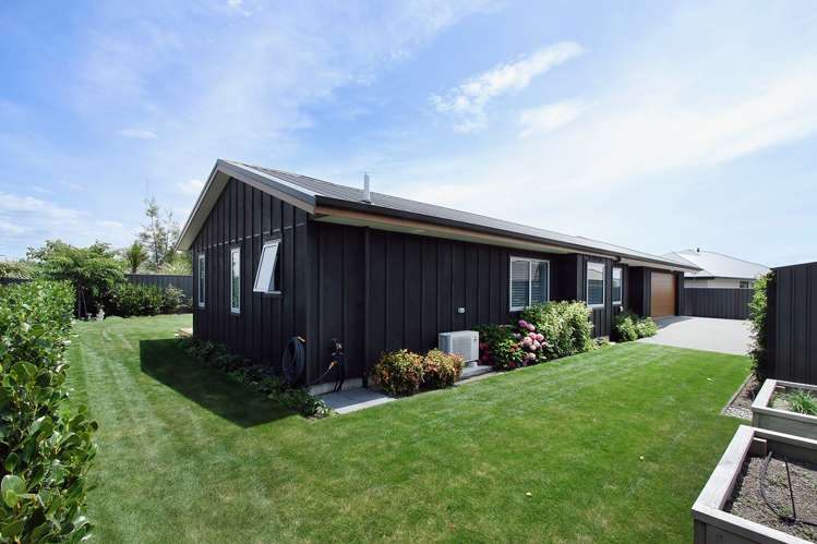 26 Onyx Place Awatoto_7