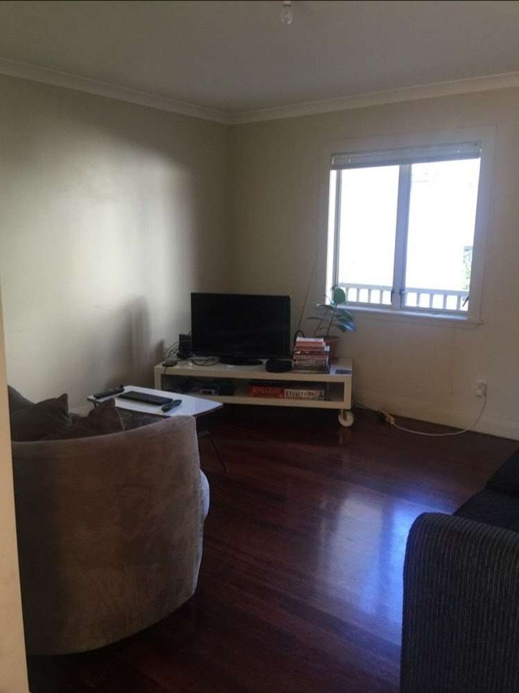 18/43 Nairn Street Mount Cook_1