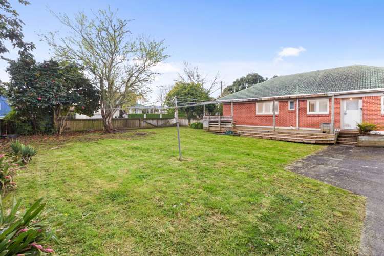 22 Graham Avenue Te Atatu Peninsula_2