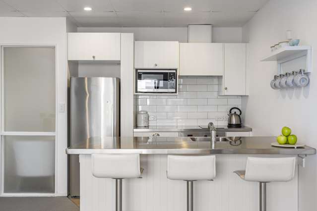 7A/10 Airborne Road Albany_2