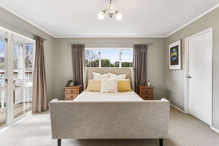 57 Gosford Drive Botany Downs_12
