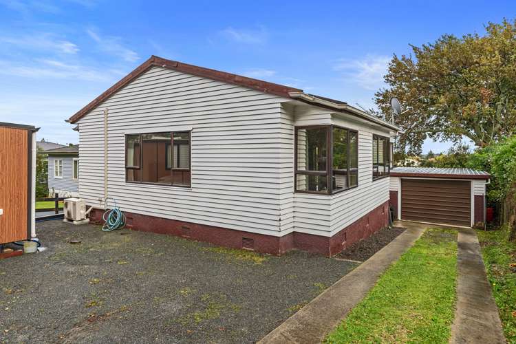 32 Gilchrist Street Te Aroha_15