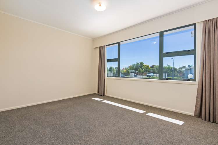 2 Conway Place Terrace End_11