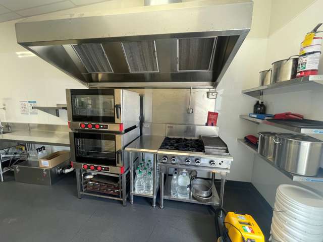 76 Waiwarawara Drive Ruakaka_1