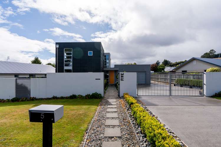 5 Irwin Logan Drive Mosgiel_24