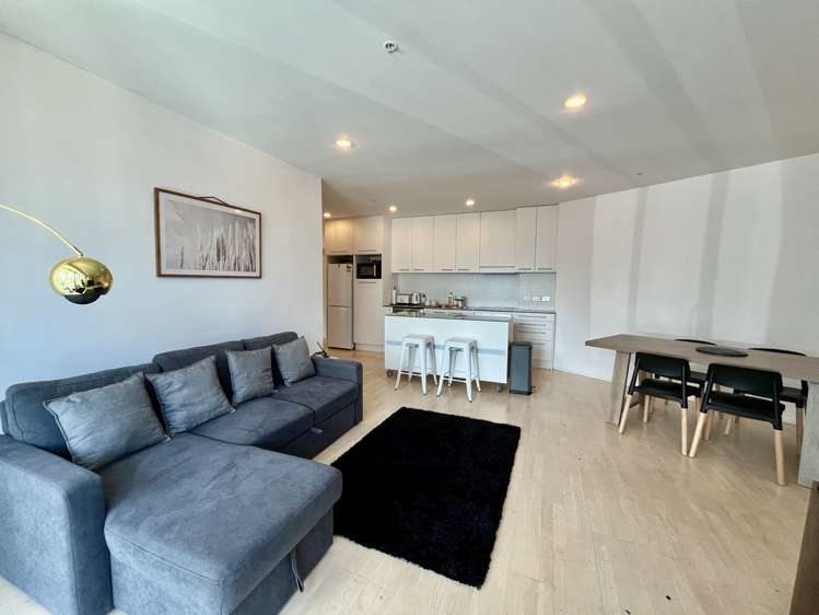 1212/30 Beach Road_0