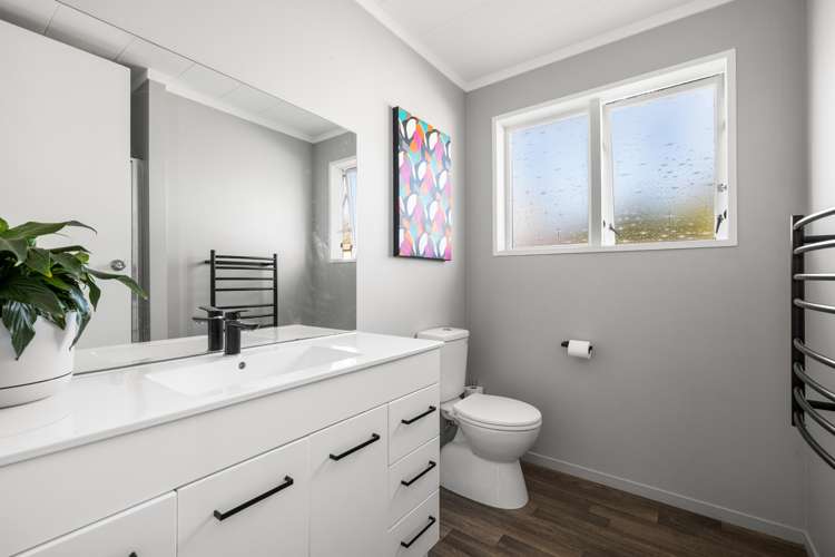 10 Awanui Place Welcome Bay_11