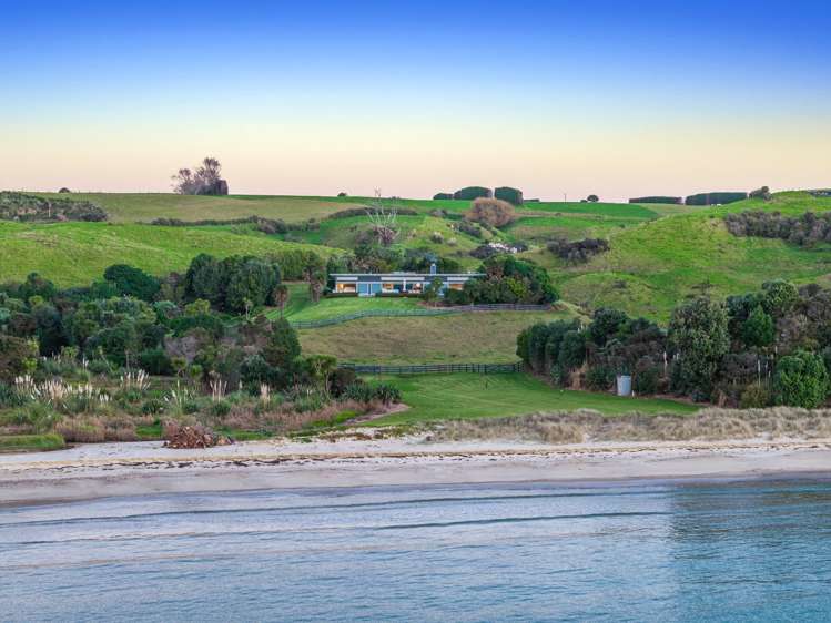 202G Big Bay Road Manukau Heads_34