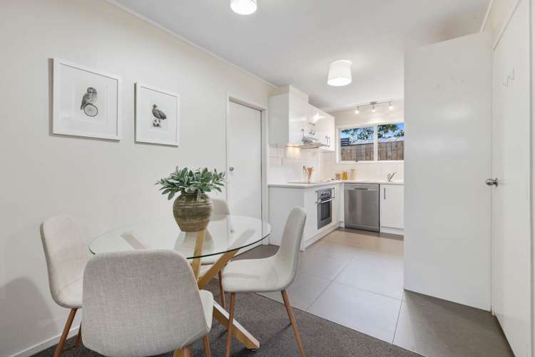 Unit 2/34 Ballater Place Highland Park_4