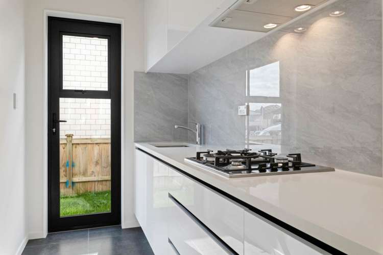 1 Ballyliffin Drive Flat Bush_8