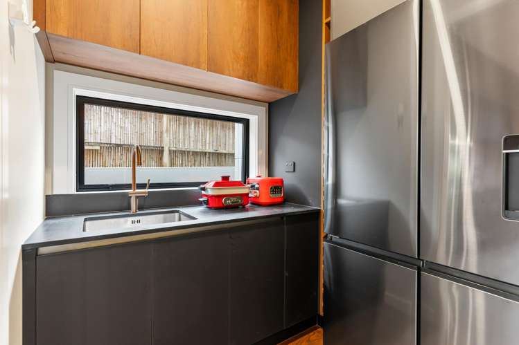 20c Beach Road Castor Bay_5