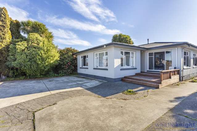 Four-Bed, Two-Bath on a Large TC1 Section