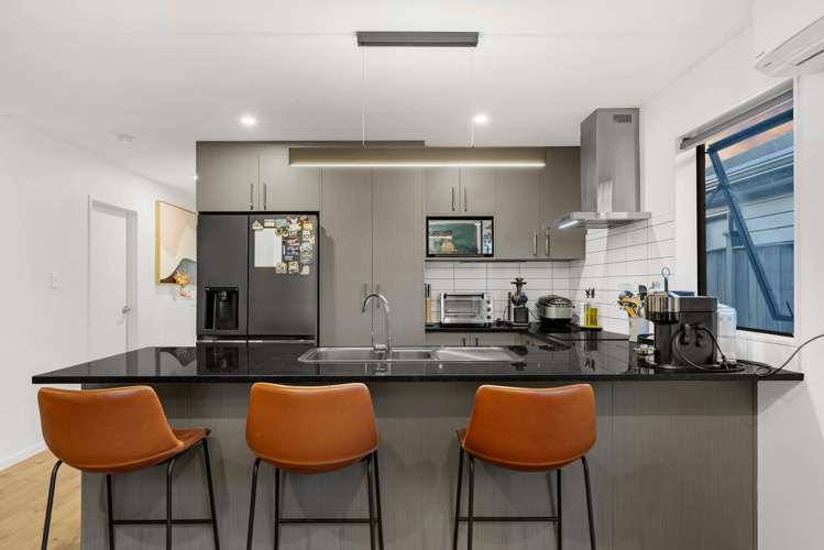 29 Kahui Parade Karaka_6