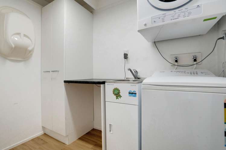 2/5 Eugen Place Bayview_13