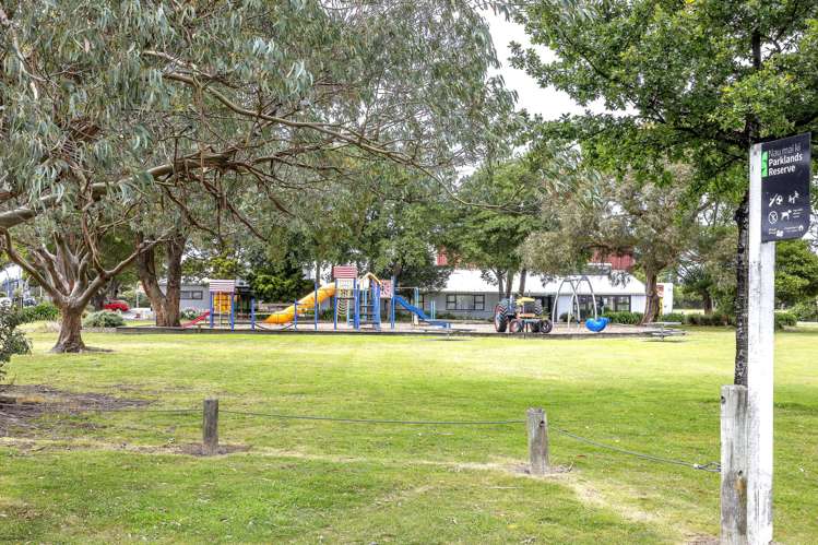 1/84 Queenspark Drive Parklands_14