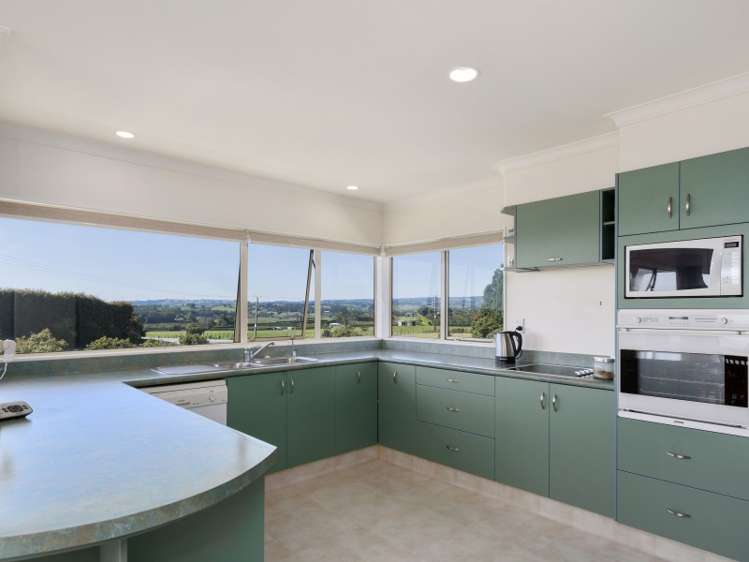 147 Morton Road Aongatete_10