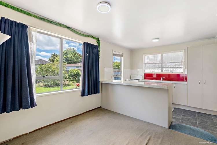 374 Roscommon Road Clendon Park_9