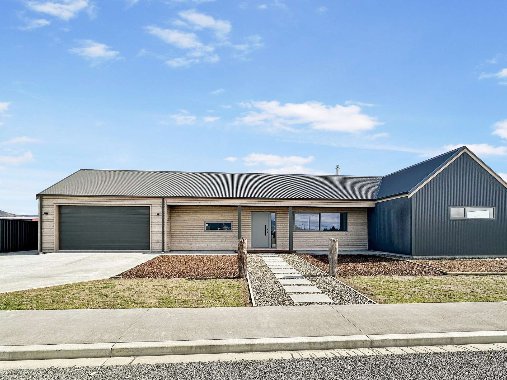 38 Lakeland Avenue Twizel_0