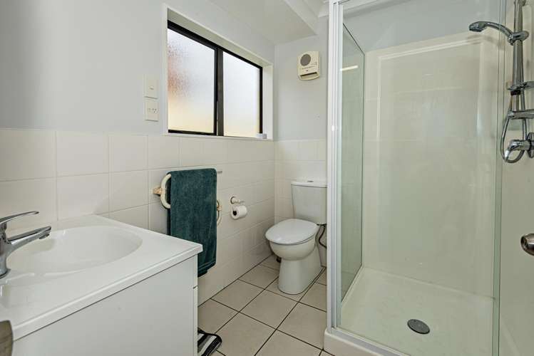 11 Maurton Place Onerahi_8