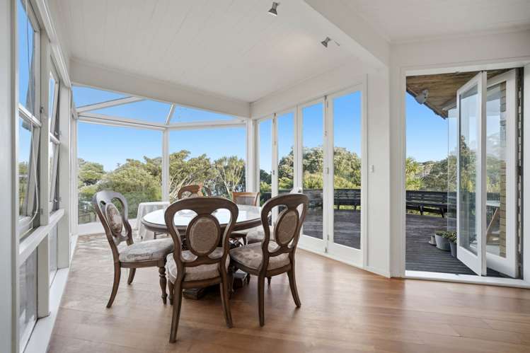 1 Churchill Road Murrays Bay_15